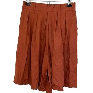 VINTAGE linen blend pleated long shorts in rusty red size 14